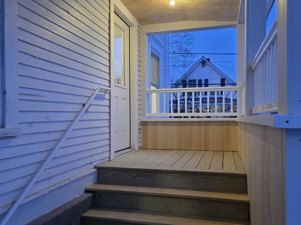 73 Goshen Rd, Bradford, VT