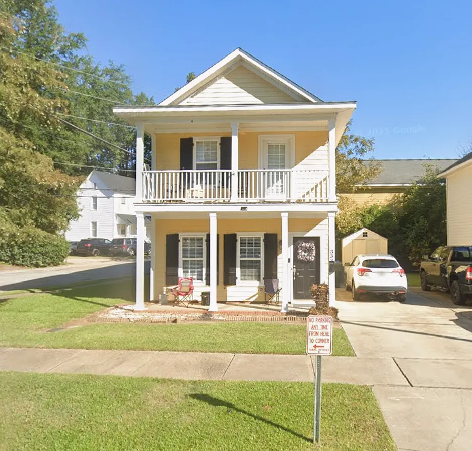 3 bed, 2.5 bath, 1450 sqft, $2,250 — Photo 1