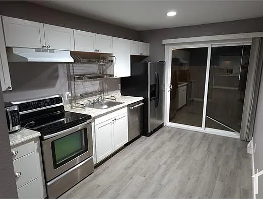 2 bed, 600 sqft, $1,200 — Photo 3