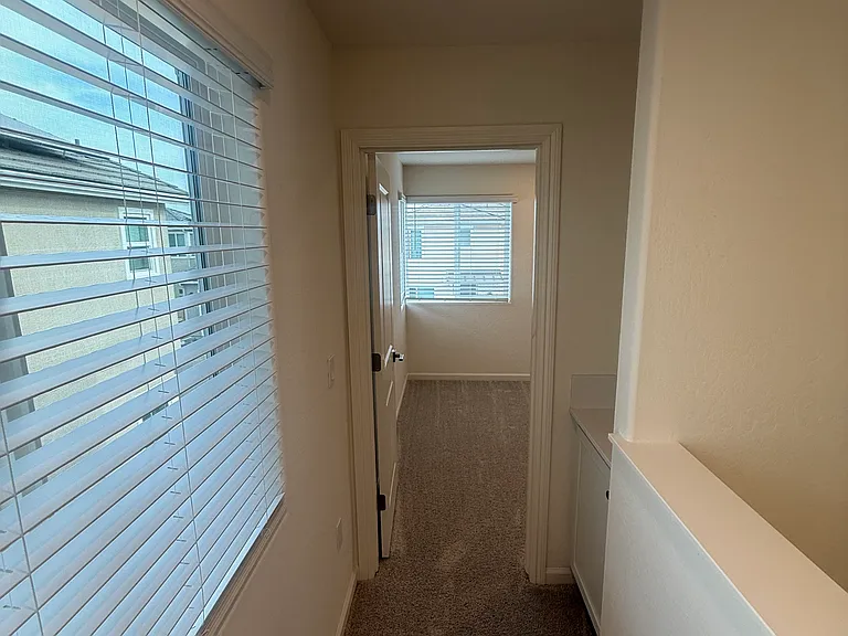 1519 Redbrick Ln — Photo 26