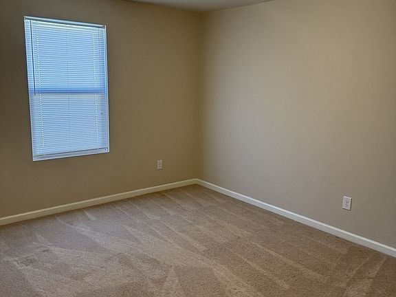 4th image of 3949 Shallowcreek Ct