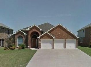 2940 Crystal Way, Grand Prairie, TX 75052