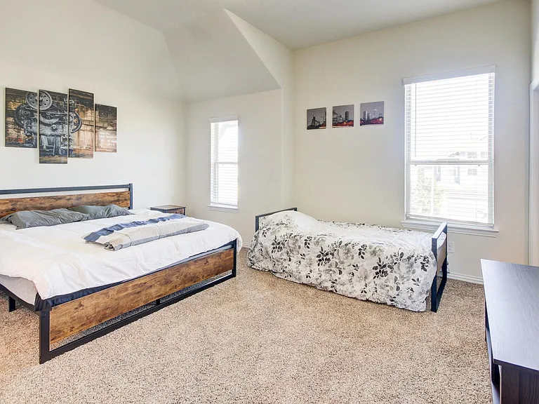 1646 Ryon Falls Dr — Photo 14