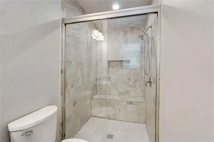 1501 Carlton Way — Photo 24