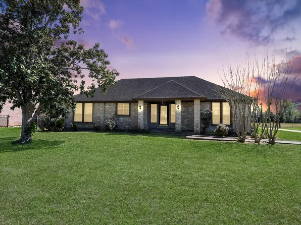 5415 Raintree Dr, Missouri City, TX 77459