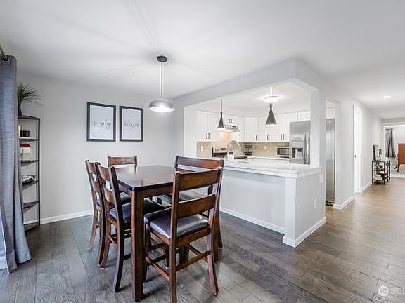 5th image of 208 Mountain Park Blvd SW