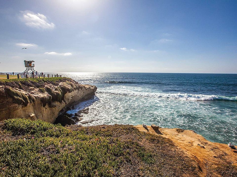 Oceanside Living in La Jolla