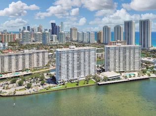 500 Bayview Dr APT 222, Sunny Isles Beach, FL 33160