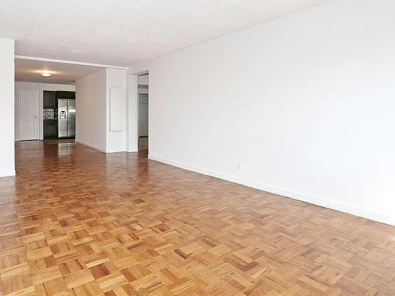 208 Anderson St #S4F — Photo 1