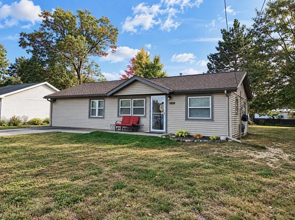 9150 Superior Ave, Saint Helen, MI 48656