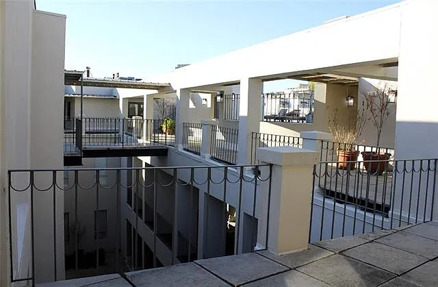 330 Julia St #223 — Photo 18