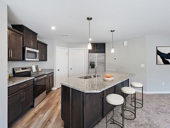 2nd image of 630 Foxhill Dr #10-201