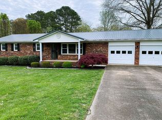 627 N Wilson St, Paris, TN 38242