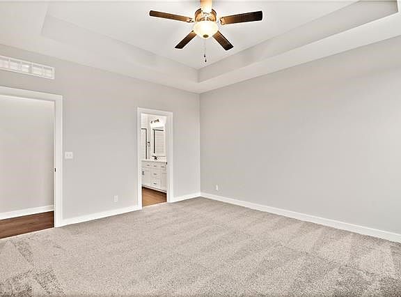5th image of 9024 NE 111th Pl