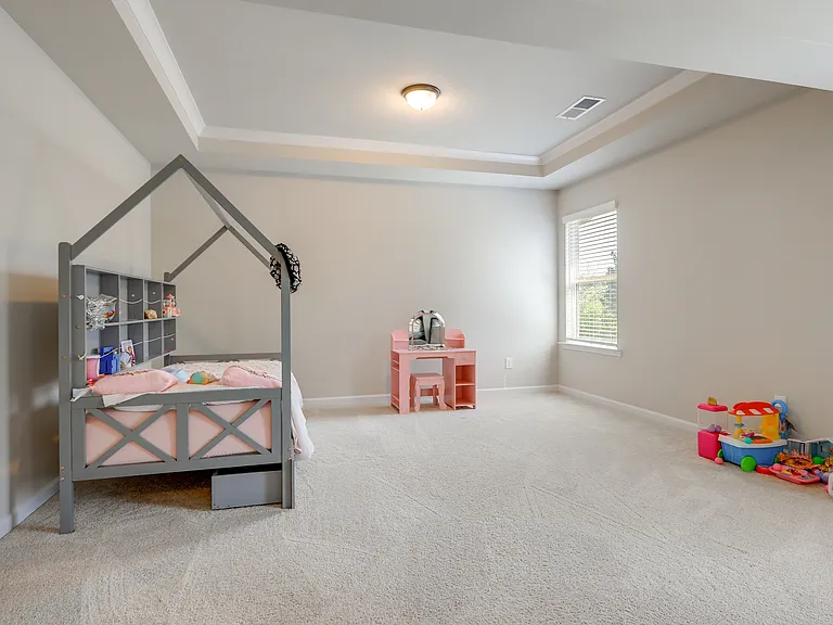 117 Donavan House — Photo 16
