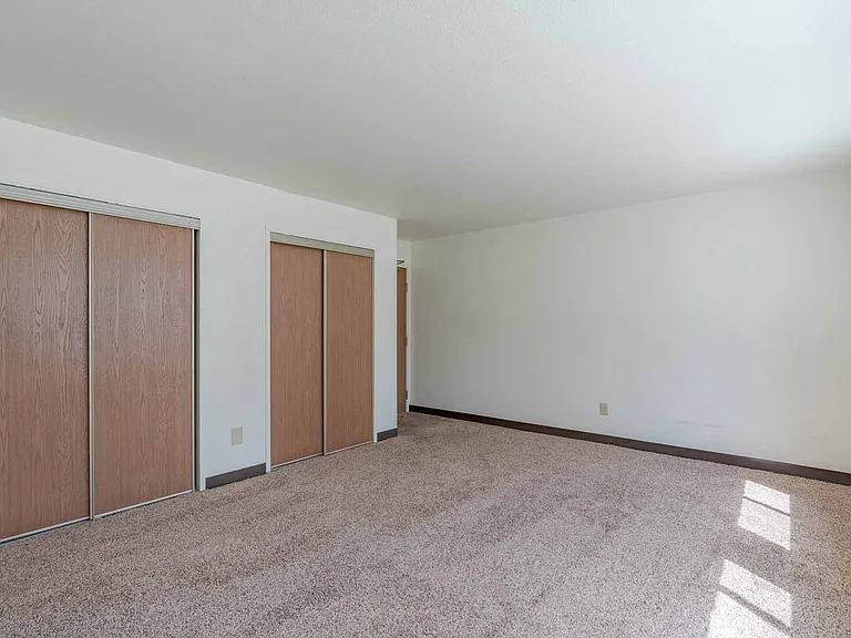 Portland Terrace Apartments, Richfield, MN