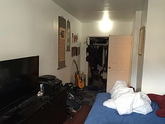 Rented by Rennit Inc.