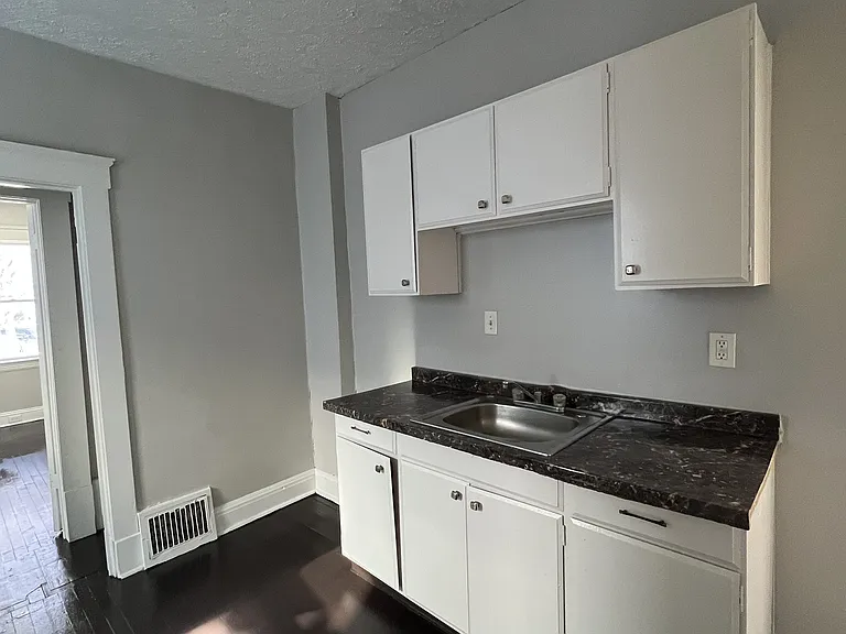 2154 Dowd Ave #1 — Photo 7