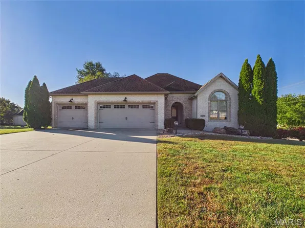 2577 Palomino Dr, Cape Girardeau, MO 63701