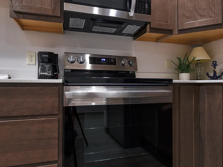Terrace Place Apartments — Photo 16