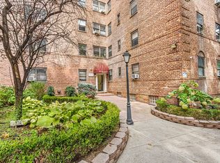 10255 67th Rd APT 2V, Forest Hills, NY 11375