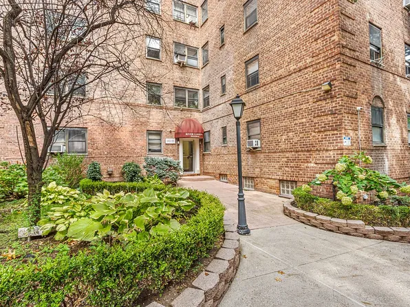 10255 67th Rd APT 2V, Forest Hills, NY 11375