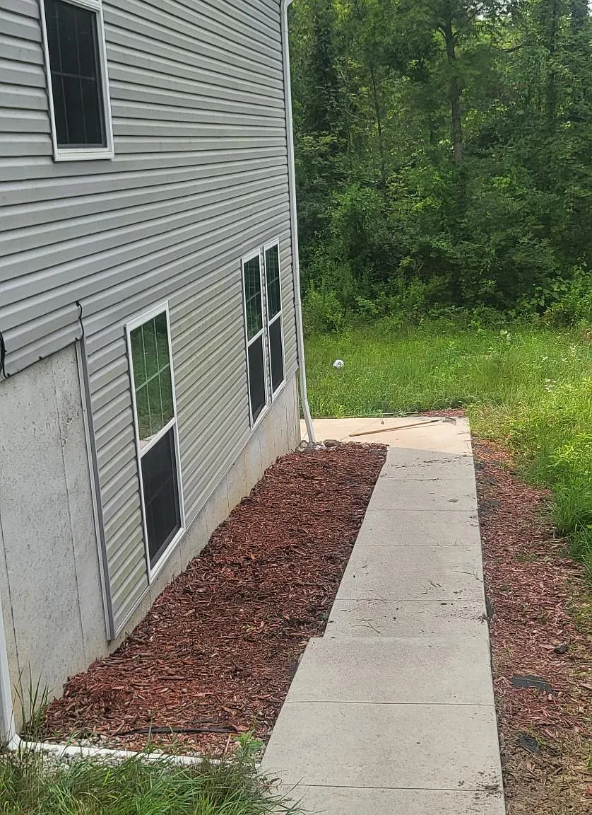 3 bed, 1650 sqft, $2,250 — Photo 2
