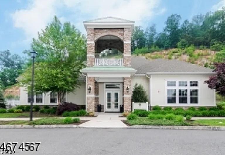 7212 Coventry Ct #212 — Photo 10