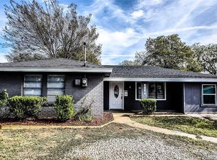 418 Macarthur Blvd, Grand Prairie, TX 75050