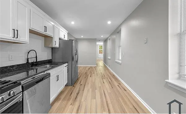 2040 E Fayette St — Photo 3