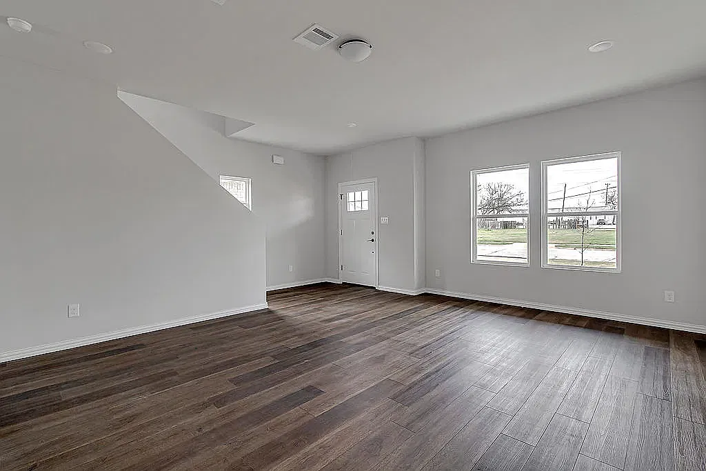 3 bed, 1516 sqft, $3,500 — Photo 3