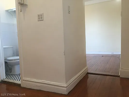 Rented by Living New York | media 35