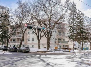 8149 111th St S #407, Edmonton, AB