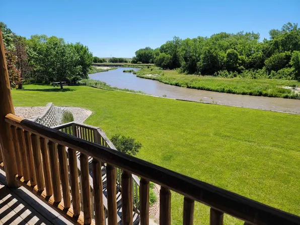 13335 355th Rd, Amherst, NE 68812