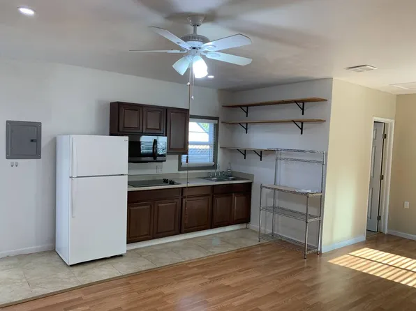 225 Highland Ave #B, Santa Cruz, CA 95060