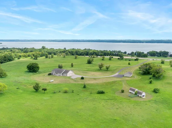 19800 Stephan Dr, Starbuck, MN 56381