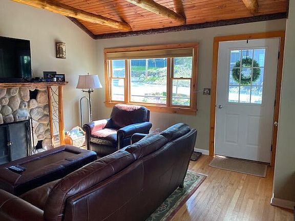 4th image of 20 Grand View Ave