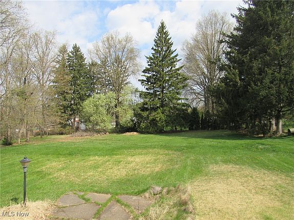 2nd image of 336 Transit Dr