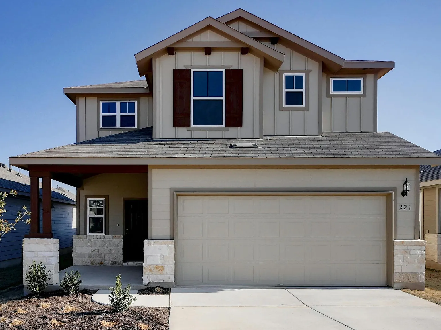 4 bed, 2036 sqft, $2,190 — Photo 1