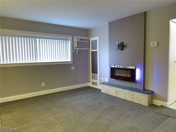 5th image of 1675 Woodward Ave APT 2