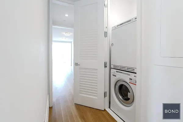 Rented by Bond New York | media 17