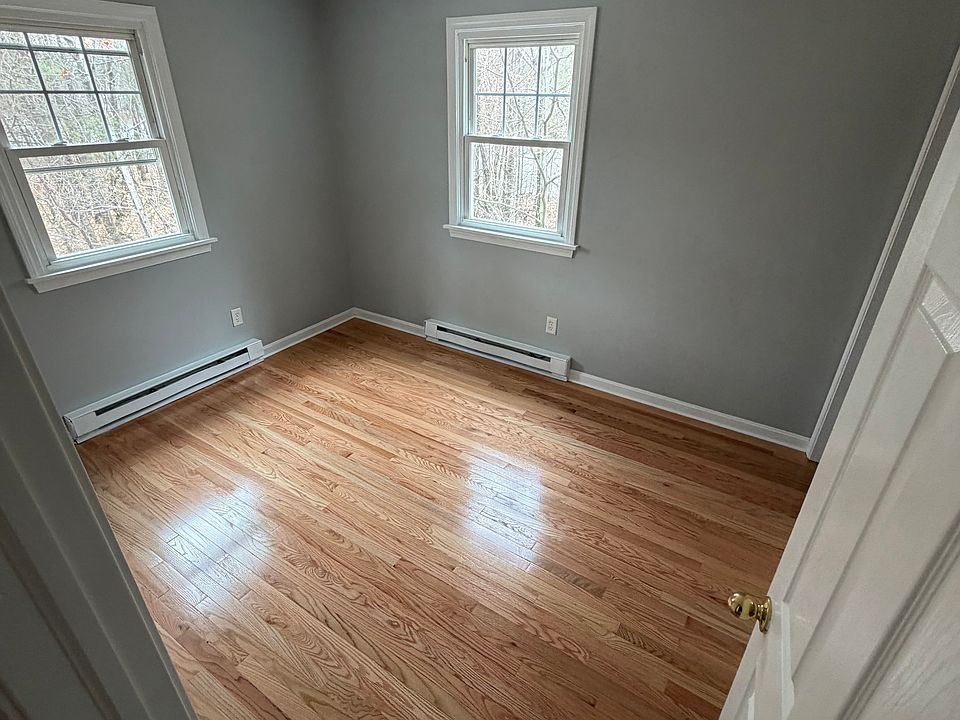 1st image of 3 Anglers Rd