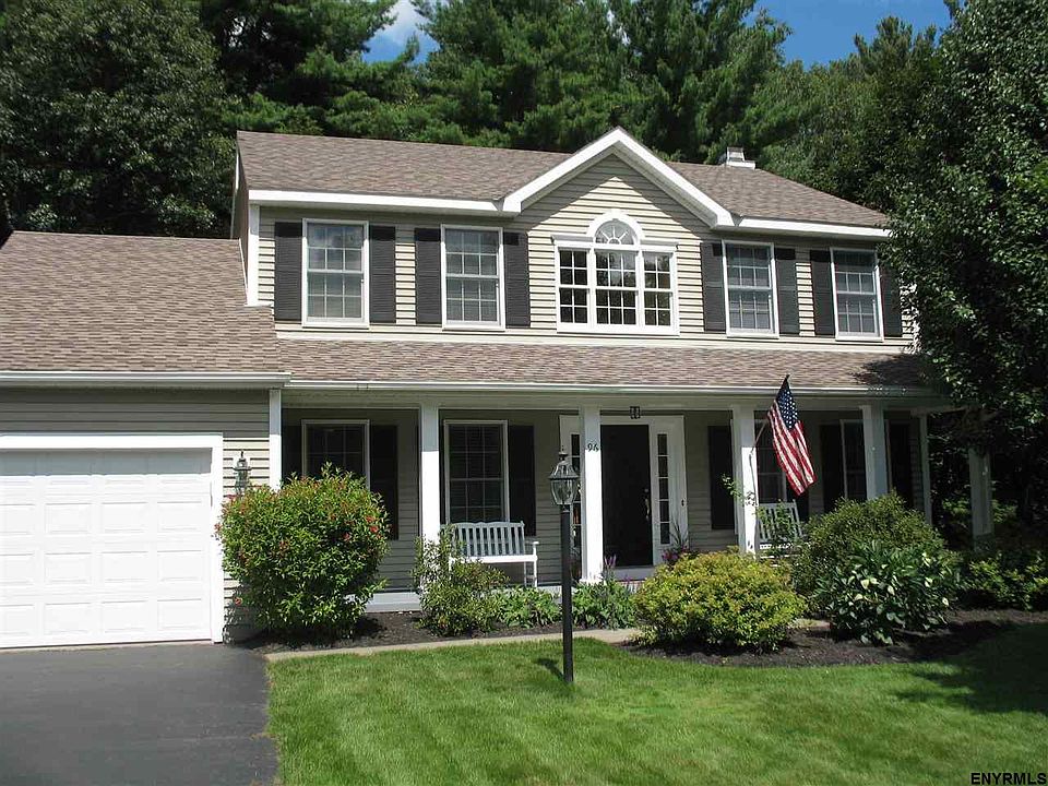 1st image of 96 Cobble Hill Dr