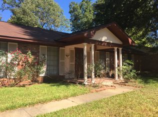 1130 Winnrose St, Jackson, MS 39211