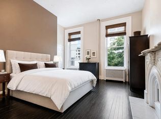 347 W 51st St #1, New York, NY 10019