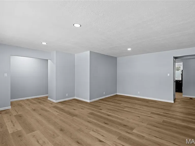 24 Forest Crest Dr — Photo 5