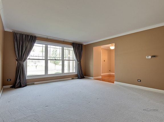 5th image of 1022 Dawes St