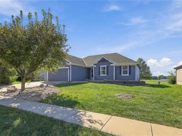 600 S Maple St, Gardner, KS 66030