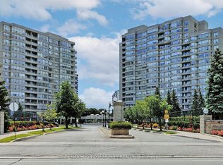 7 Townsgate Dr #514, Vaughan, ON