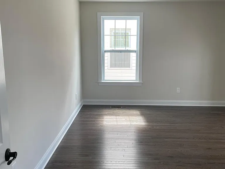 512 Lewis St — Photo 19